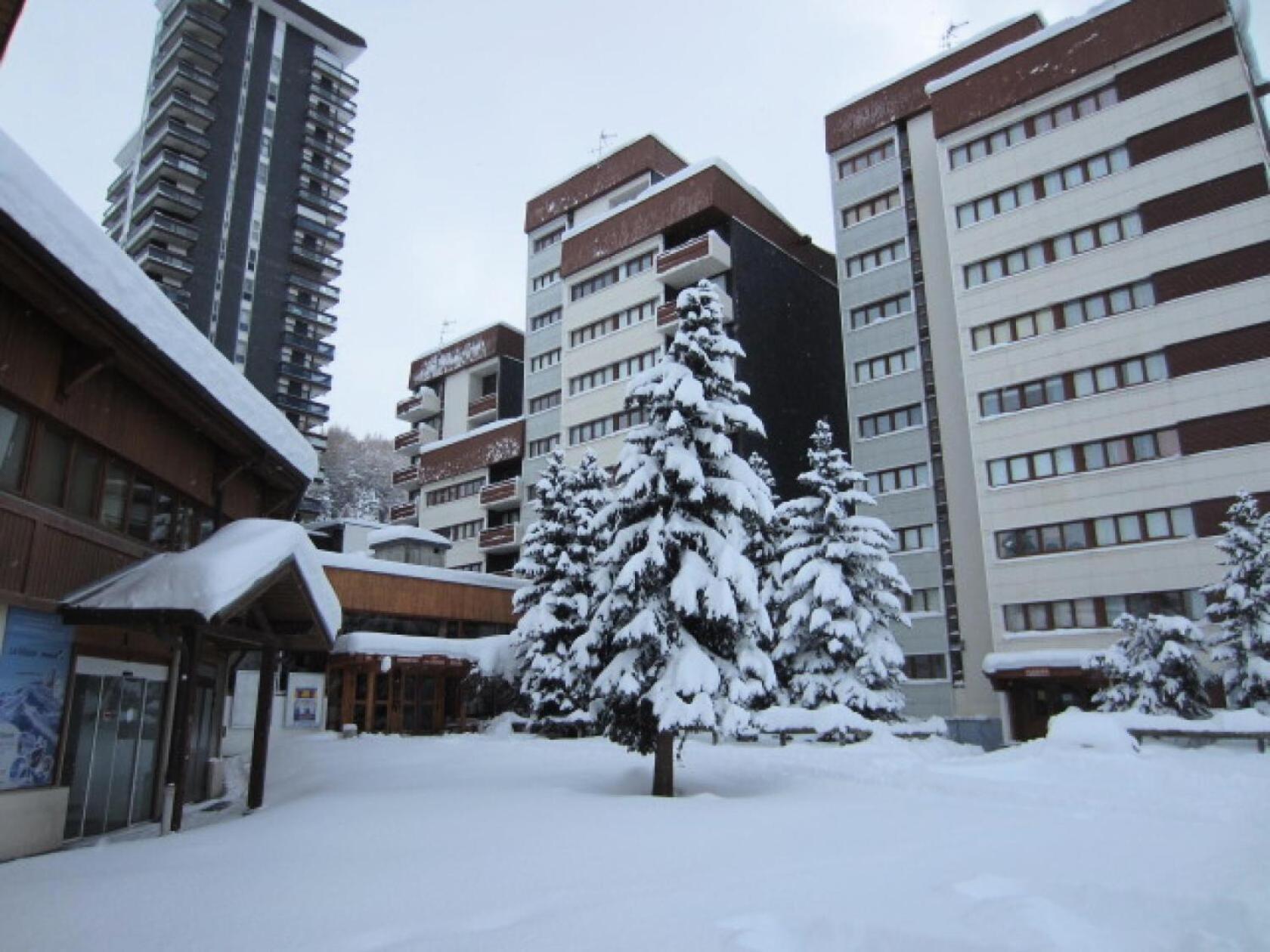 Residence Les Charmettes - Studio Lumineux - Centre Station - Balcon Mae-2824 サン・マルタン・ド・ベルヴィル エクステリア 写真